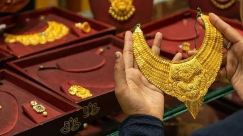 தங்க நகை சேதார கட்டணங்கள் எவ்வாறு கணக்கிடப்படுகிறது? வாடிக்கையாளர்கள் தெரிந்து கொள்ள வேண்டியவை..!! – Allmaa