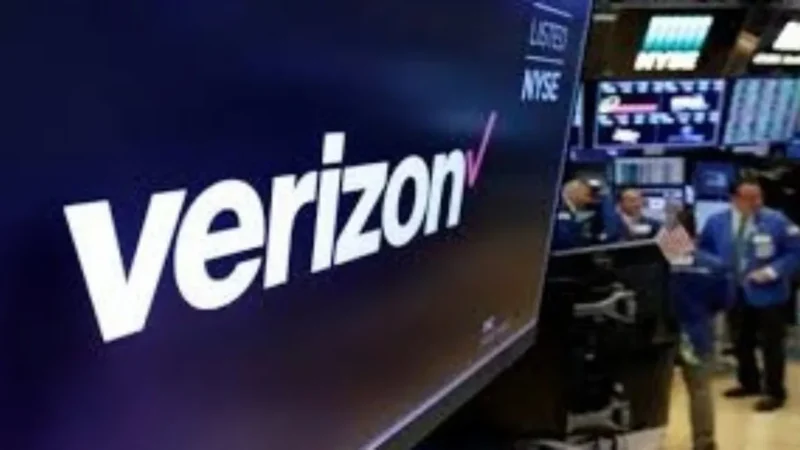 13,000 பேரை பணிநீக்கம் செய்த Verizon.. உழைப்பை யாரும் எடுத்துவிட முடியாது.. முன்னாள் CEO கடிதம்..!!
