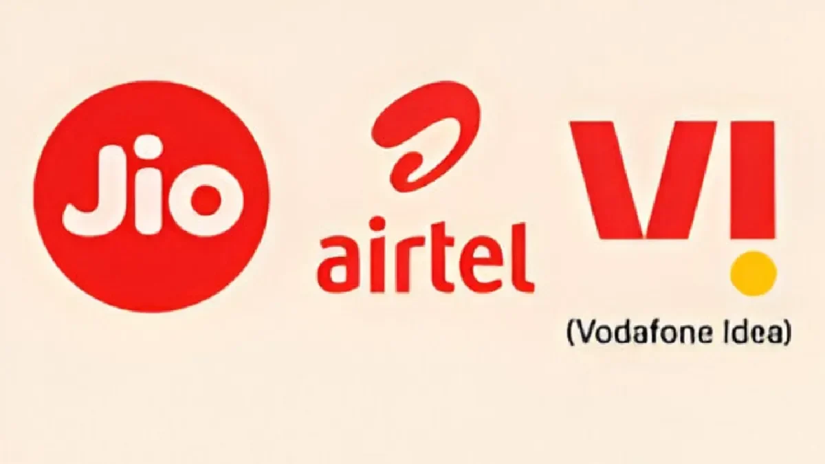 மிடில் கிளாஸ் மக்களே இனி மாத பட்ஜெட் எகிறப் போகுது!! ரீசார்ஜ் கட்டணங்களை உயர்த்தும் ஏர்டெல், ஜியோ!!