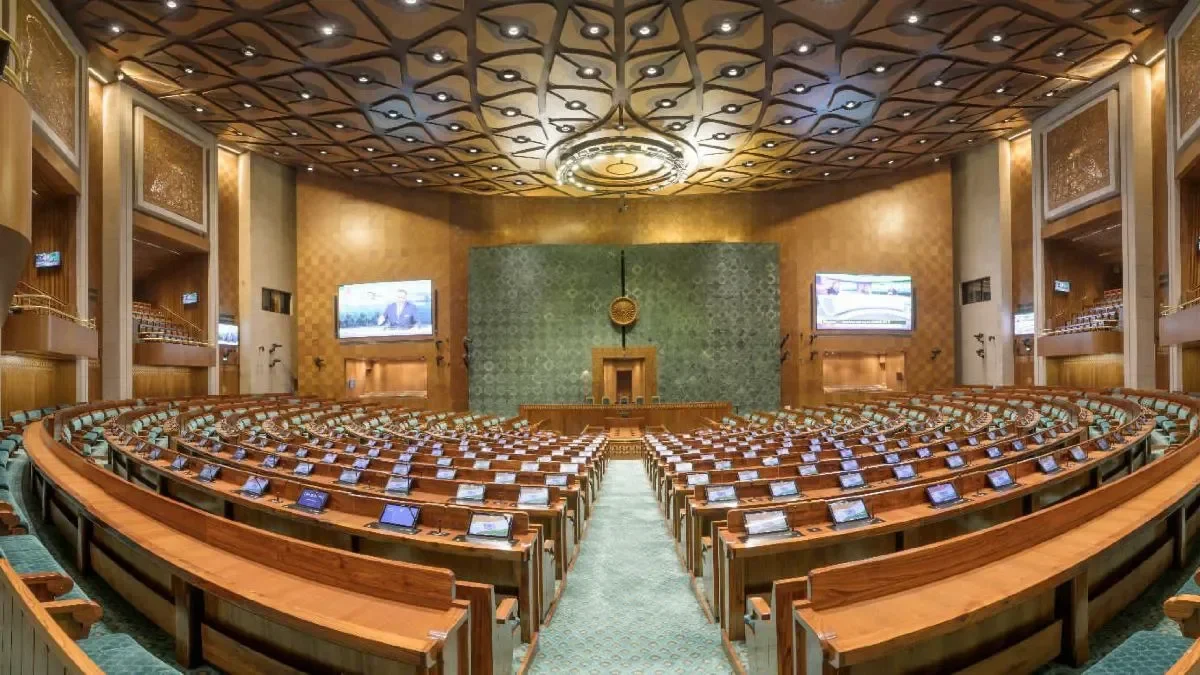 Breaking: நாடாளுமன்ற குளிர்கால கூட்டத்தொடர்: புயலை கிளப்ப தயாராகும் எதிர்க்கட்சிகள்..!!