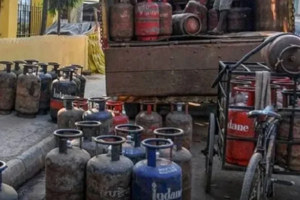 collage-1769911502-1769930767